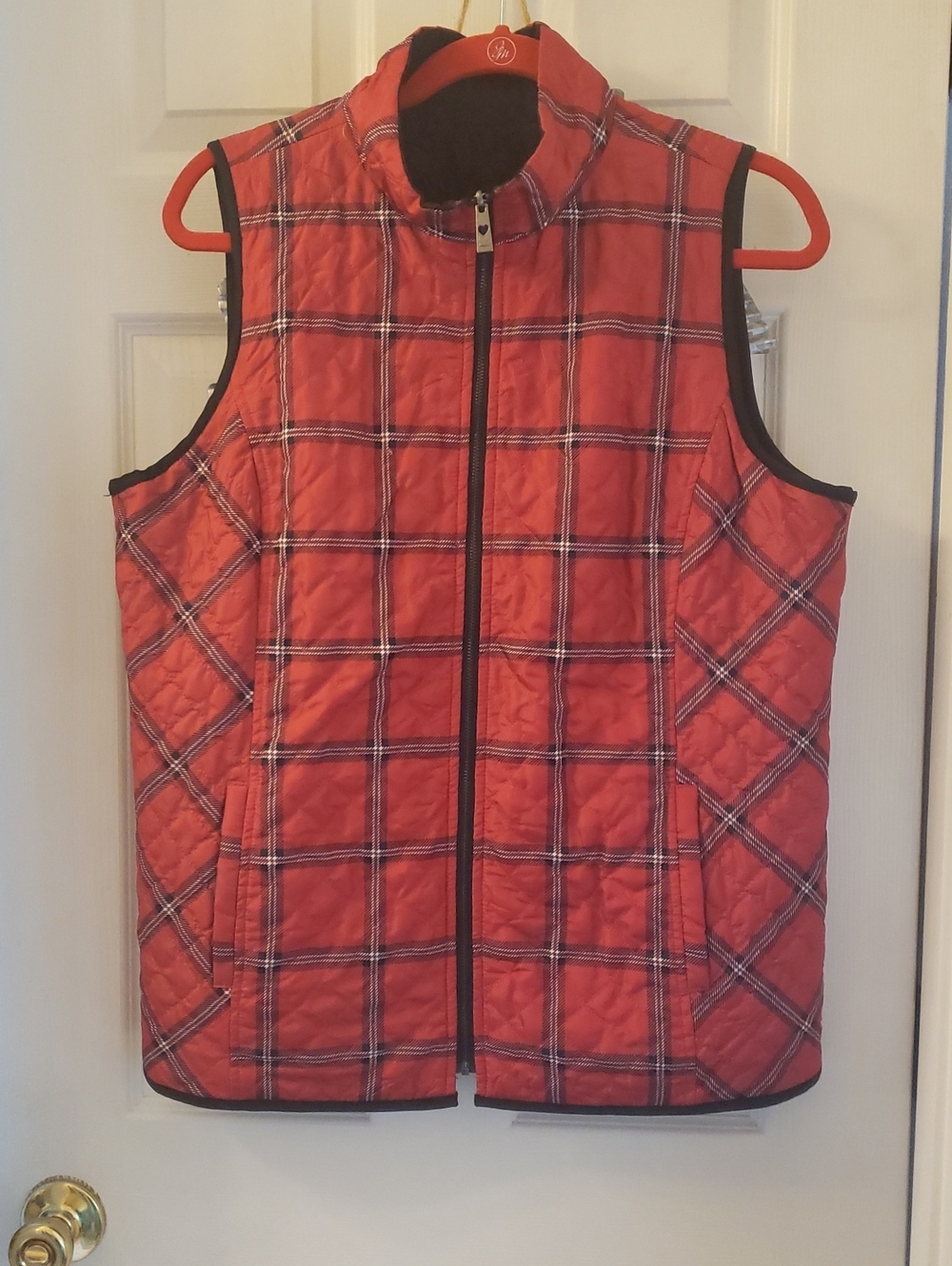 Belle by Kim Gravel Reversible Red Plaid/Black Quilted Sleeveless Vest